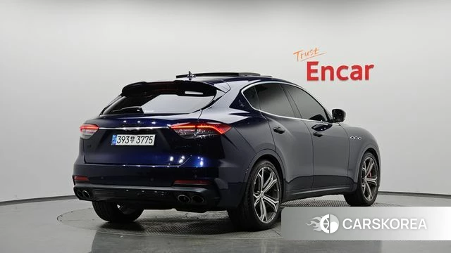 Maserati Levante 2019 Синий из Кореи
