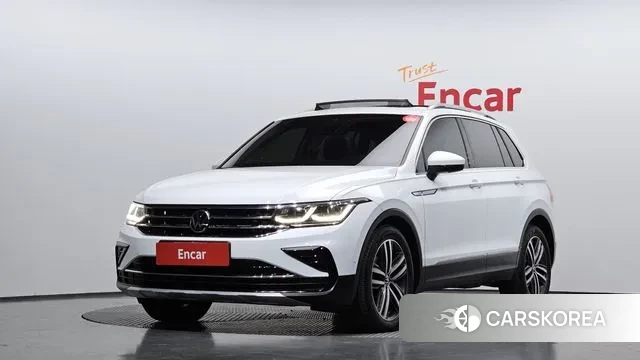 Volkswagen Tiguan second Generation 2023 Белый из Кореи