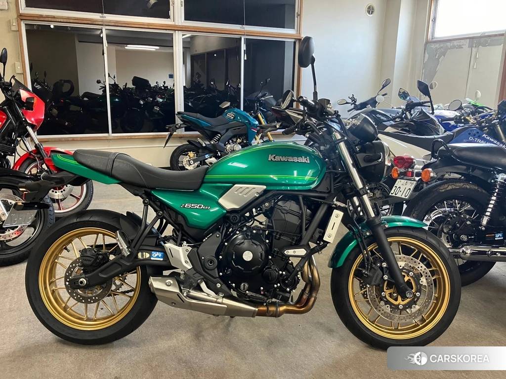 Проданный Kawasaki Z650RS 2022 из Японии