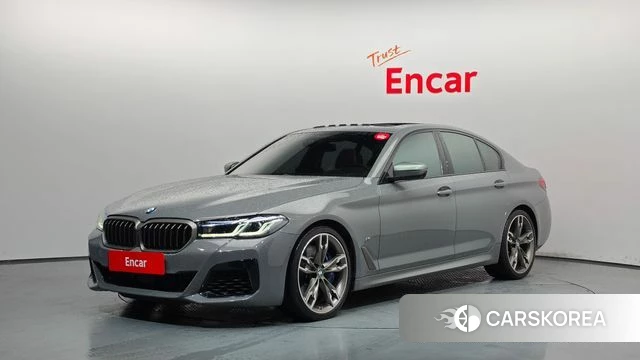 BMW 5 Series (G30) 2021 Серебристо-серый из Кореи