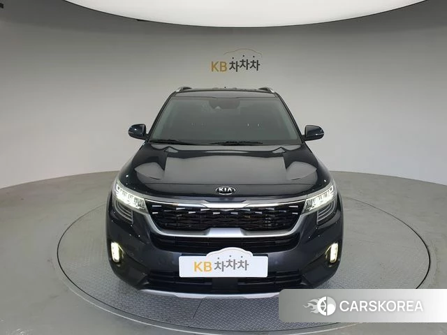 Kia Seltos 2021 Черный из Кореи