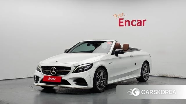 Mercedes-Benz C-Class W205 2019 Белый из Кореи