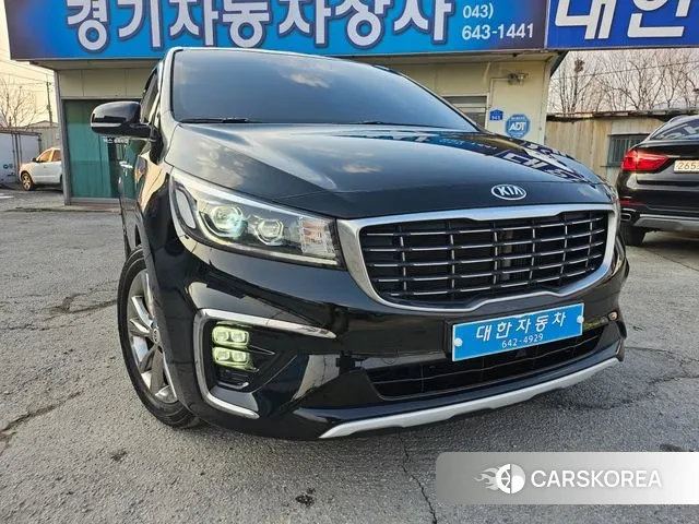 Kia The New Carnival 2018 Черный из Кореи