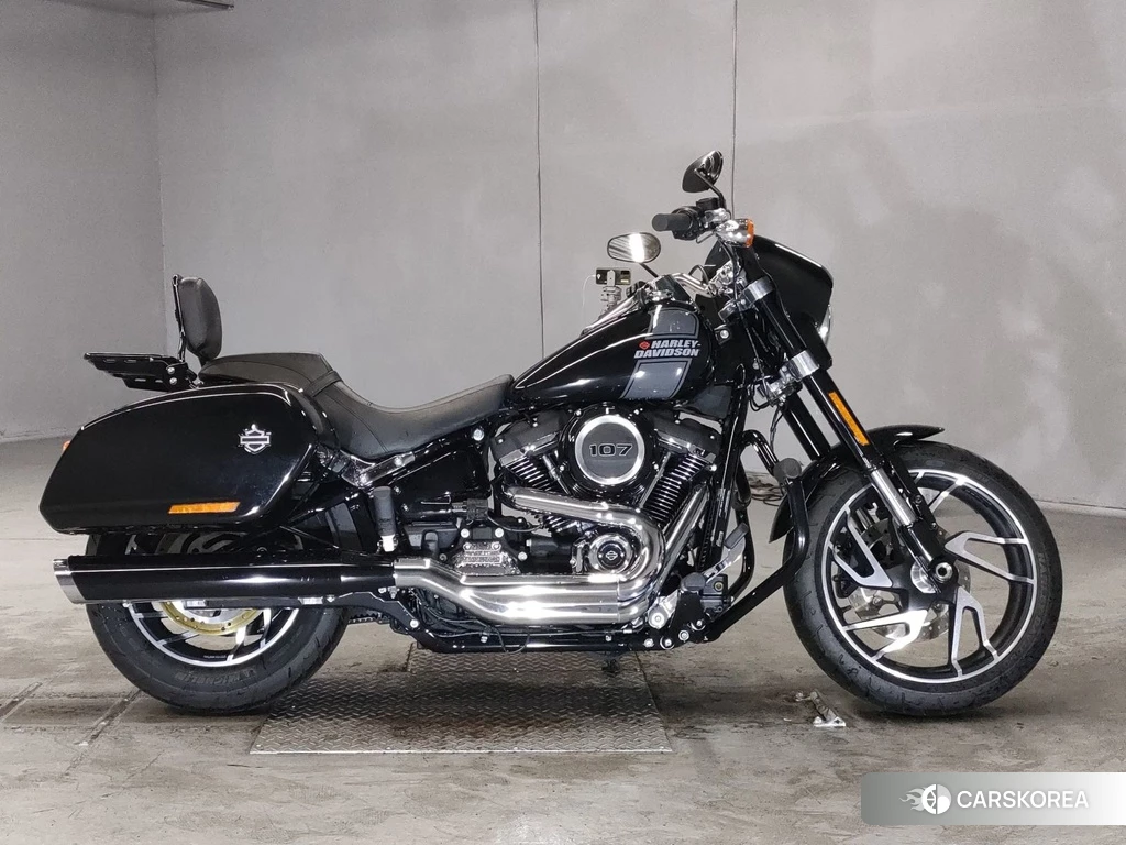 Проданный Harley-Davidson Softail Sport Glide FLSB1750 2022 из Японии