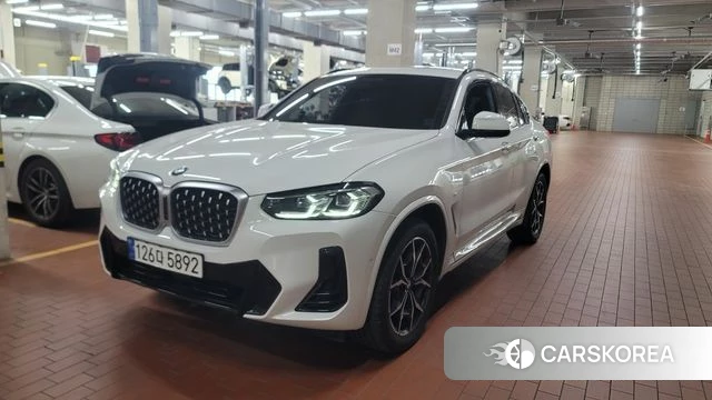 BMW X4 (G02) 2022 Белый из Кореи