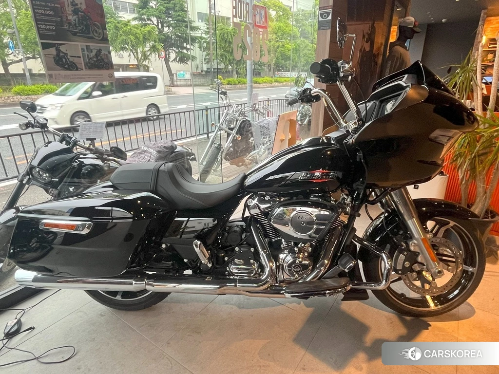 Проданный Harley-Davidson Road Glide FLTRX 1980 2024 из Японии
