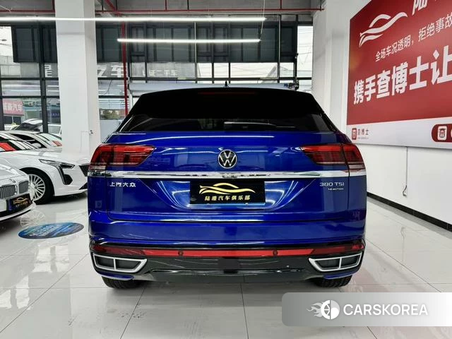 Volkswagen Tourang 2022 Синий из Китая