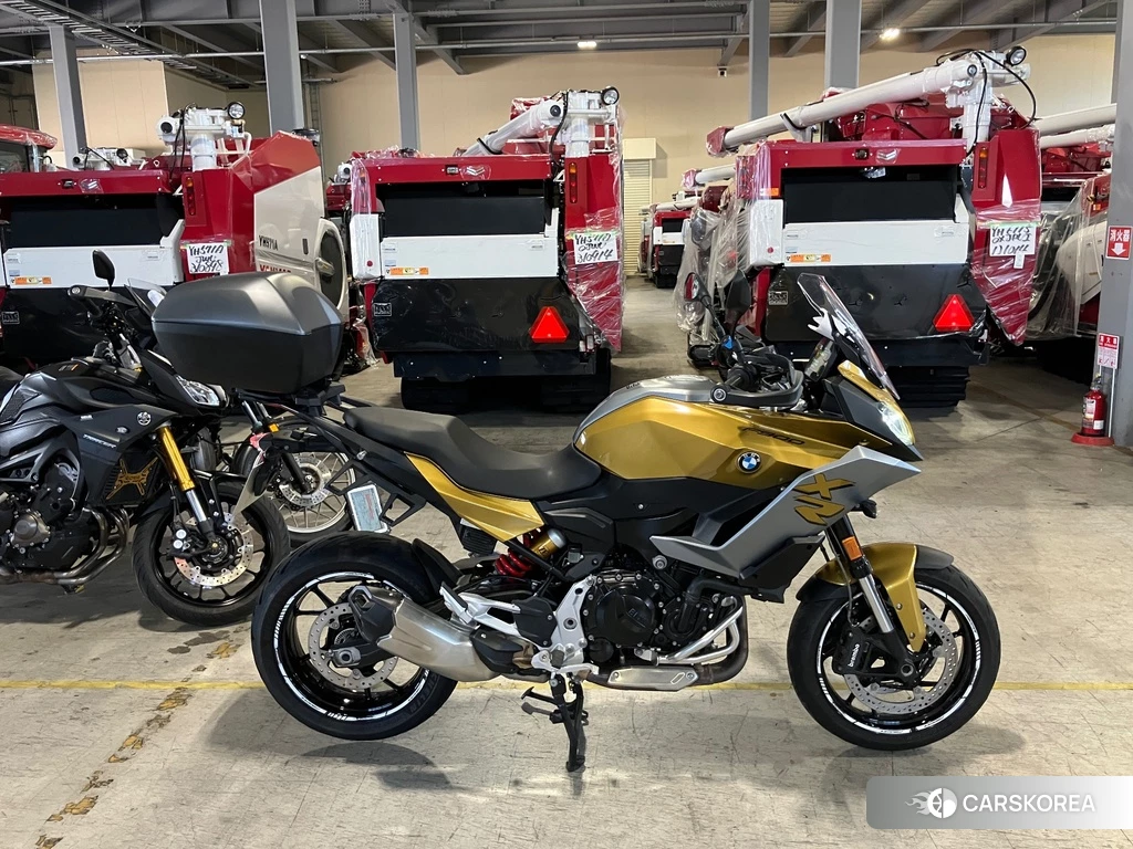 Проданный BMW F900XR PREMIUM LINE 2021 из Японии