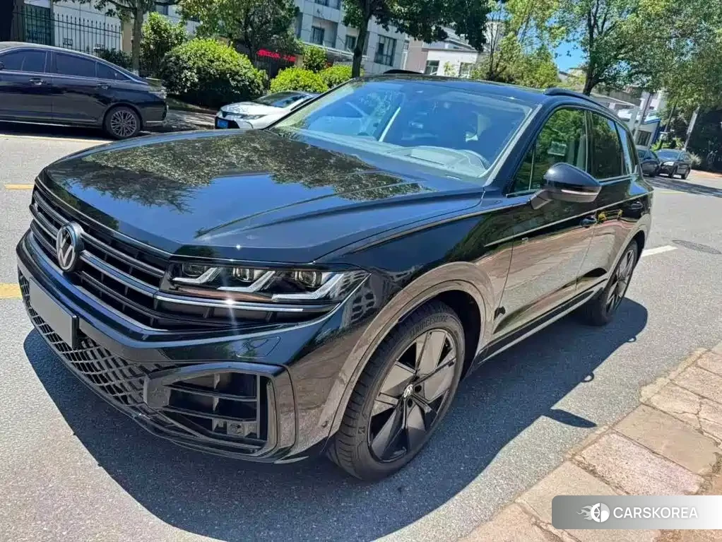 Volkswagen Touareg 2026 Черный из Китая