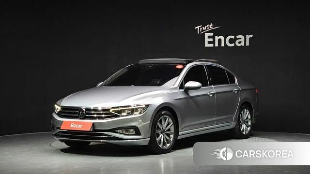 Volkswagen Passat GT (B8) 2021 Серебристо-серый из Кореи