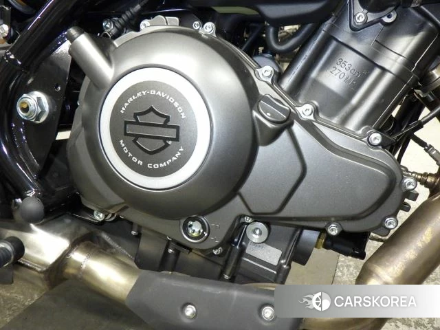Engine photo