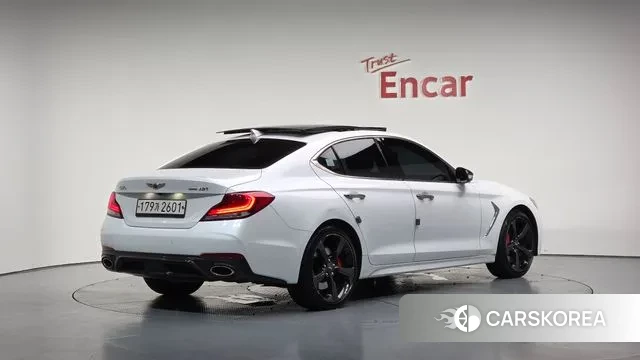 Genesis G70 2019 Белый из Кореи