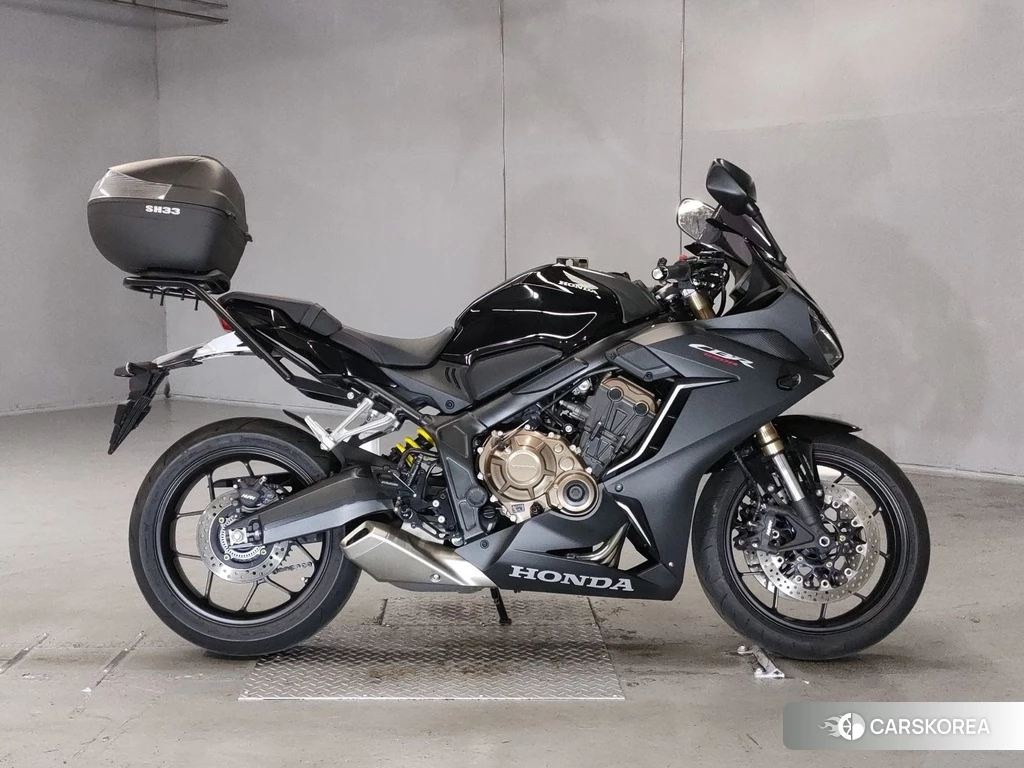 Проданный Honda CBR650R 2022 из Японии