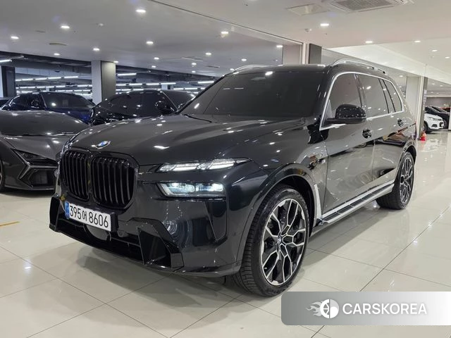 BMW X7 (G07) 2025 Черный из Кореи