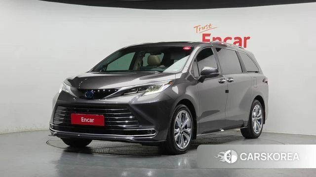 Toyota Sienna 4th Generation 2023 Серый из Кореи