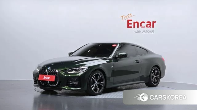 BMW 4 Series (G22) 2022 Зеленый из Кореи