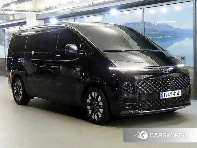 Hyundai Staria 2022 Черный из Кореи