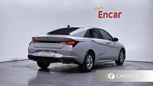 Hyundai Avante (CN7) 2020 Серебристо-серый из Кореи