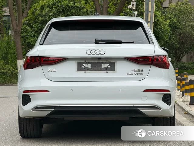 Audi A3 2021 Белый из Китая