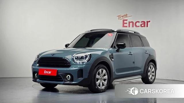 Mini Cooper Countryman 2021 Светло-серебряный цвет из Кореи
