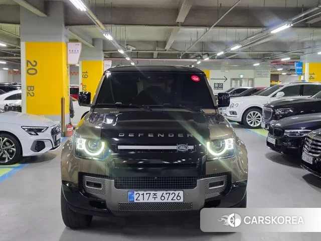 Land Rover Defender (L663) 2024 Песочный из Кореи