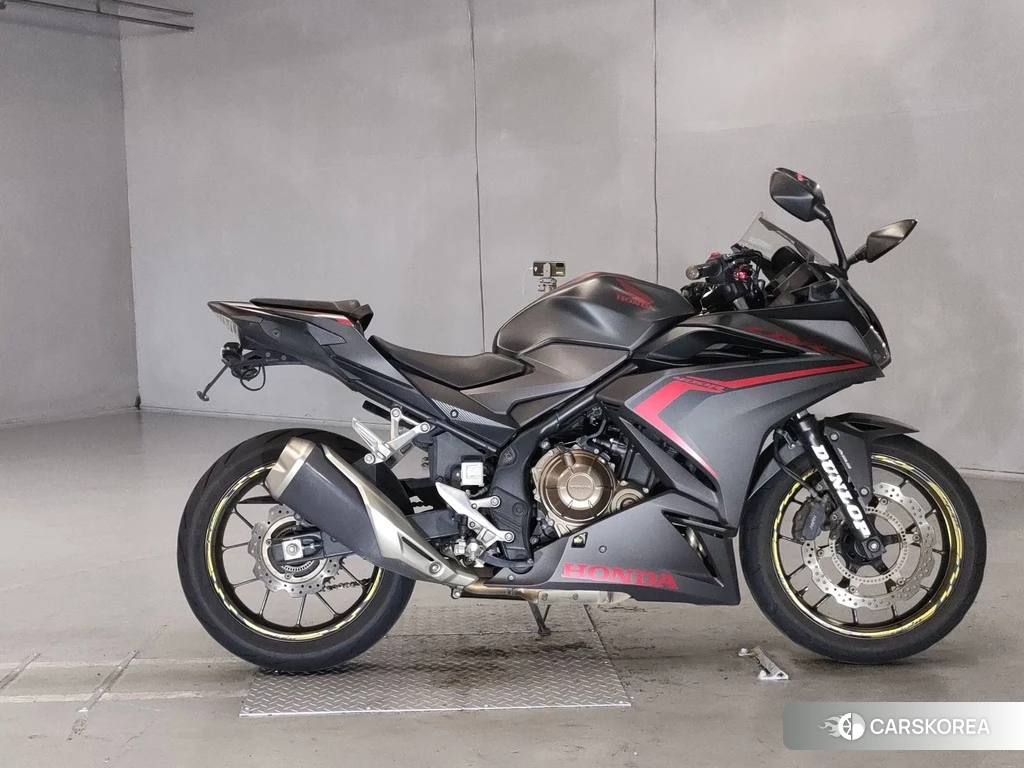 Проданный Honda CBR400R 2020 из Японии, фото 2