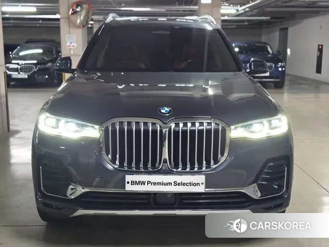 BMW X7 (G07) 2022 Цвет тростника из Кореи