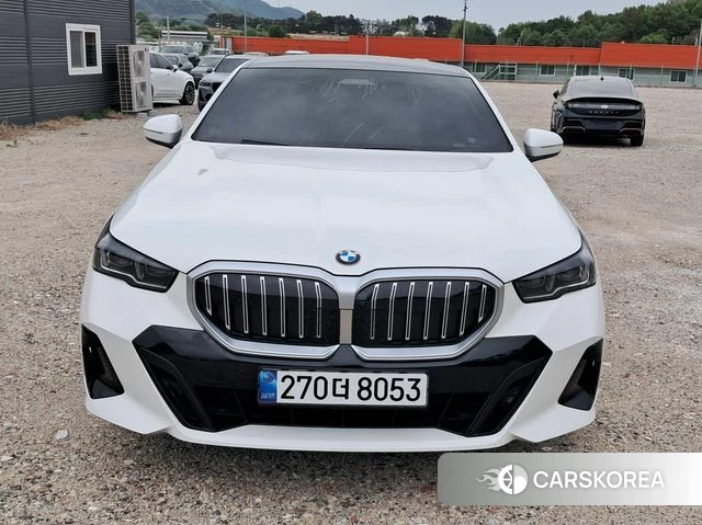 BMW 5 Series (G60) 2023 Белый из Кореи