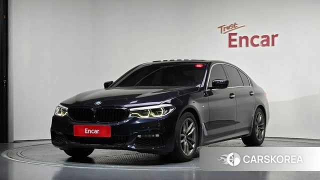 BMW 5 Series (G30) 2018 Черный из Кореи