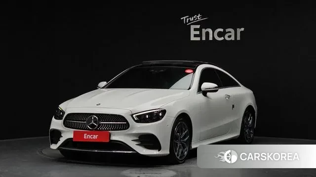 Mercedes-Benz E-Class W213 2022 Белый из Кореи