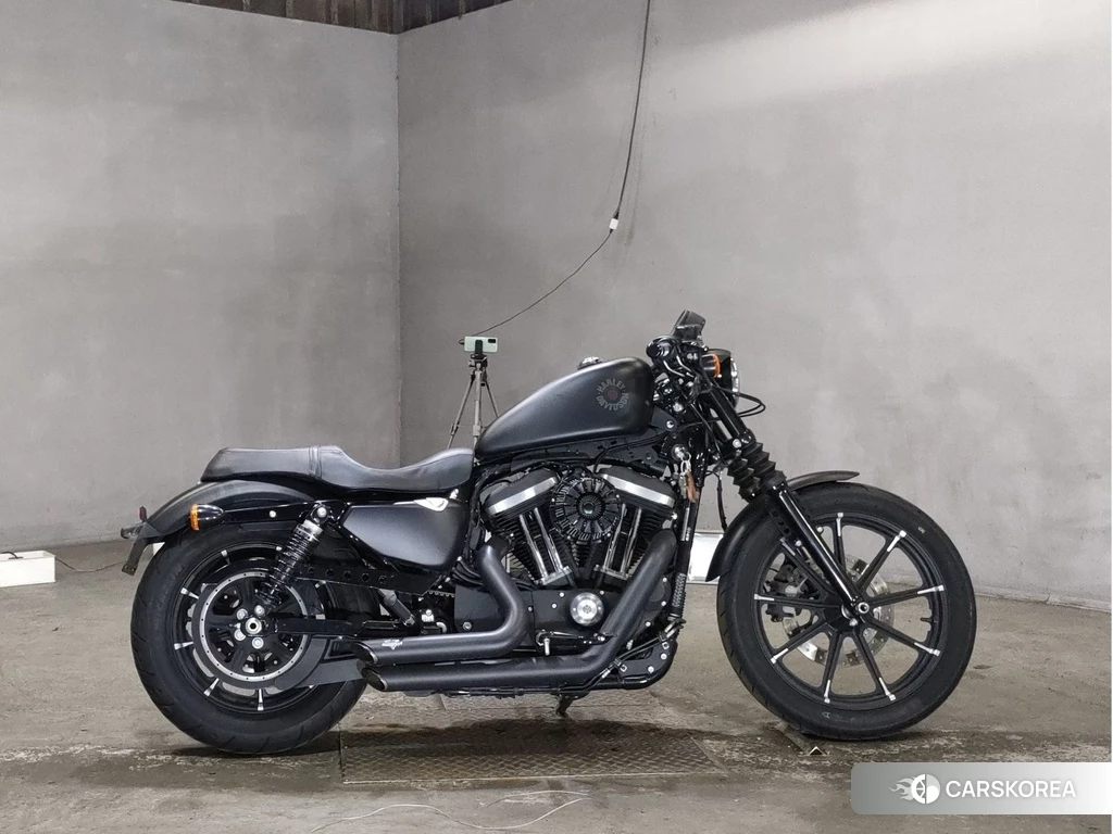 Проданный Harley-Davidson Sportster XL883N 2020 из Японии, фото 2
