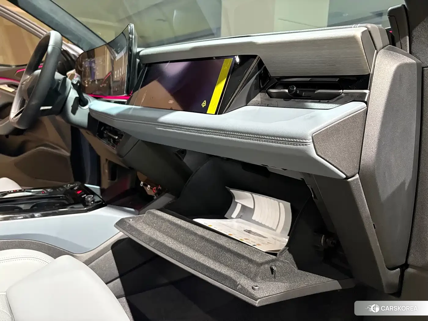Audi Q6L e-tron 2026 Синий из Китая
