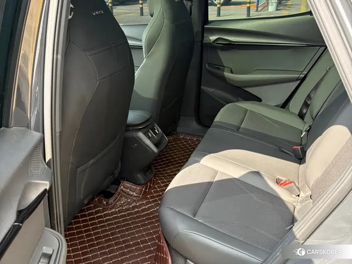 Volkswagen ID. UNYX 2025 Черный из Китая