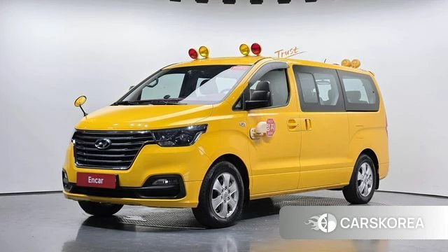 Hyundai The New Grand Starex 2019 Желтый из Кореи