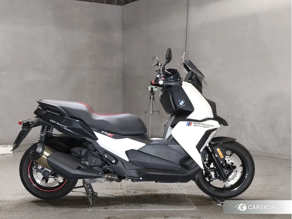 Проданный BMW C400X 2019 из Японии, фото 2