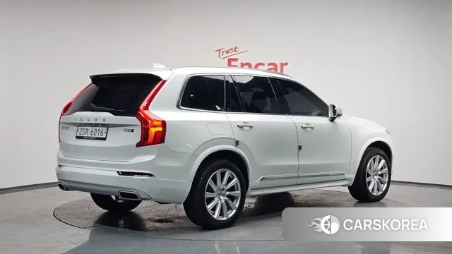 Volvo XC90 second Generation 2018 Белый из Кореи