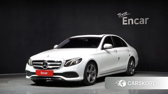 Mercedes-Benz E-Class W213 2019 Белый из Кореи