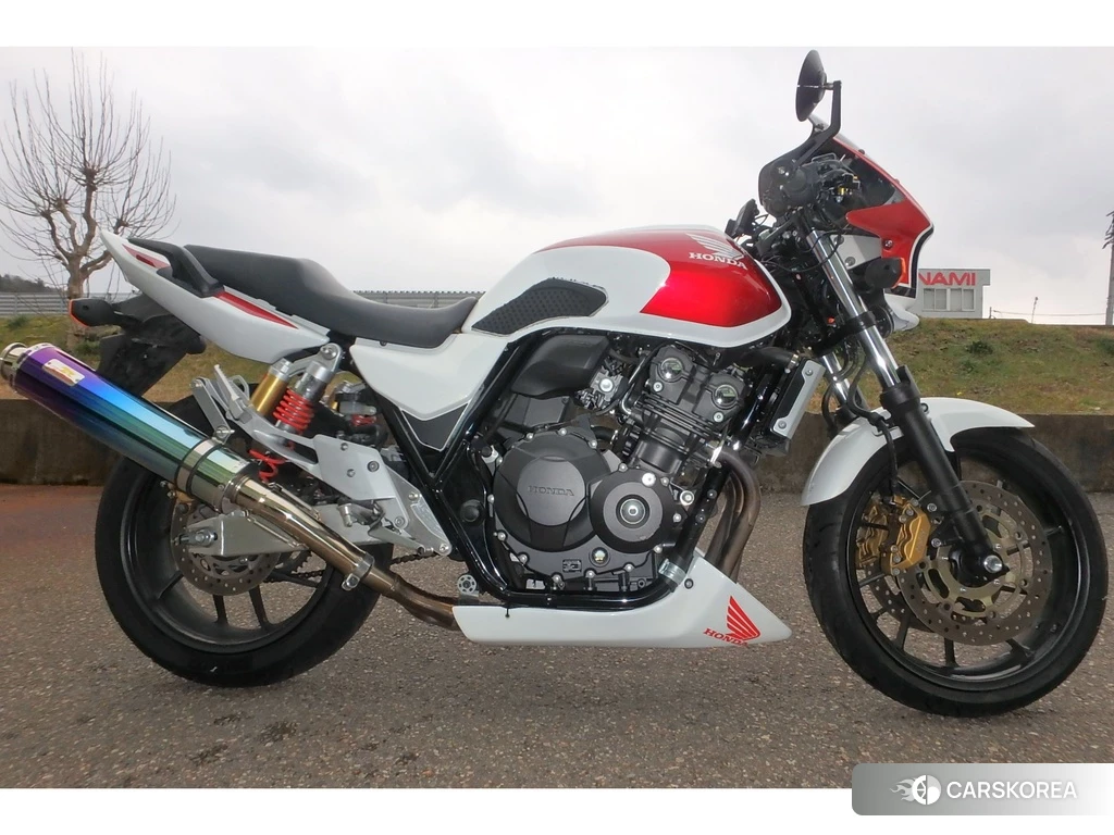 Проданный Honda CB400SF 2015 из Японии, фото 2