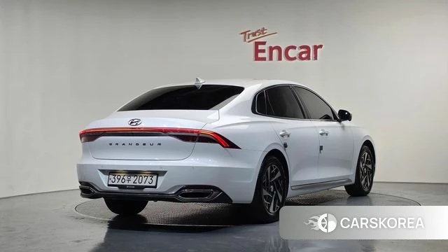 Hyundai The New Grandeur IG Hybrid 2020 Белый из Кореи