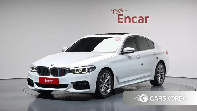 BMW 5 Series (G30) 2018 Белый из Кореи