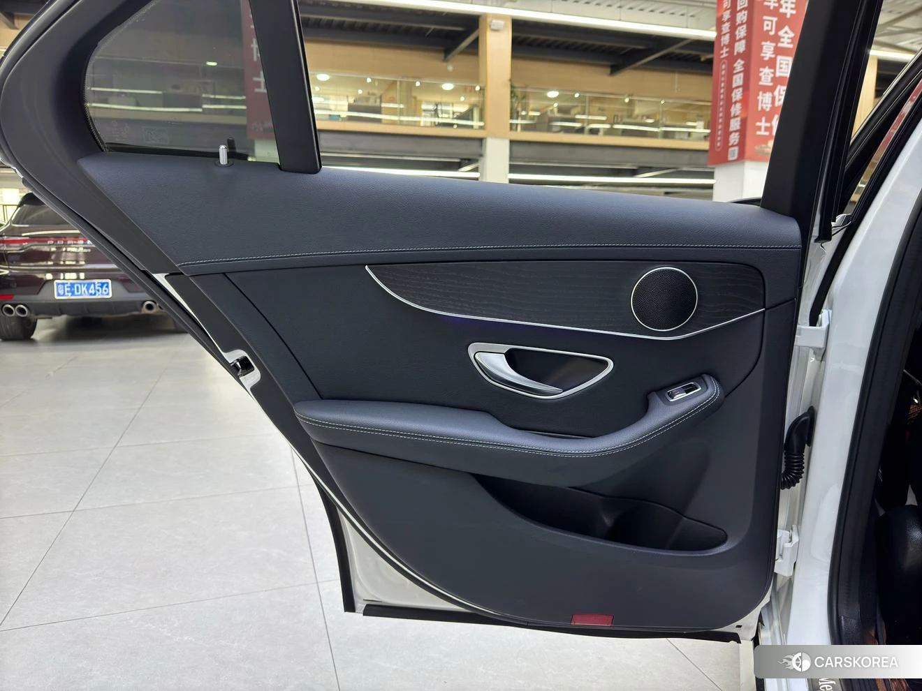 Mercedes-Benz Class C 2020 Белый из Китая
