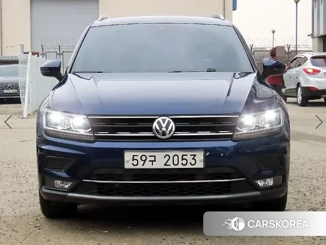 Volkswagen Tiguan second Generation 2018 Синий из Кореи