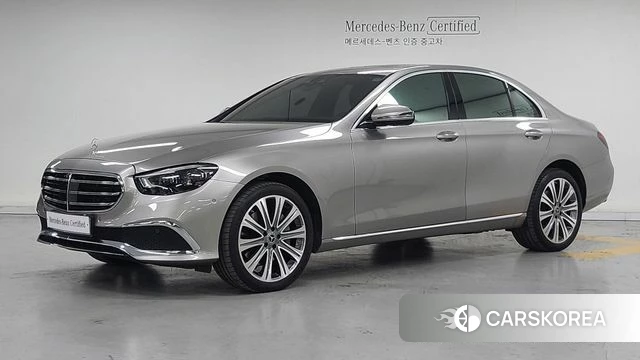 Mercedes-Benz E-Class W213 2022 Серебряный из Кореи