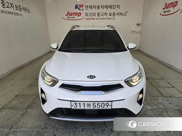 Kia Stonic 2020 Белый из Кореи