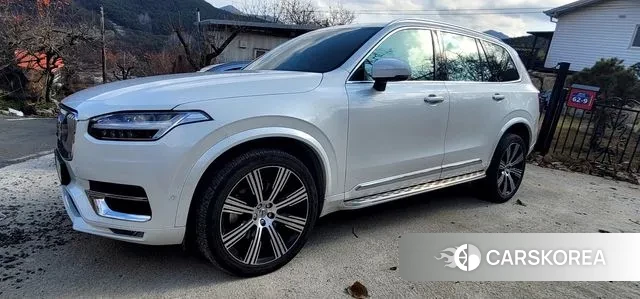 Volvo XC90 second Generation 2022 Белый из Кореи