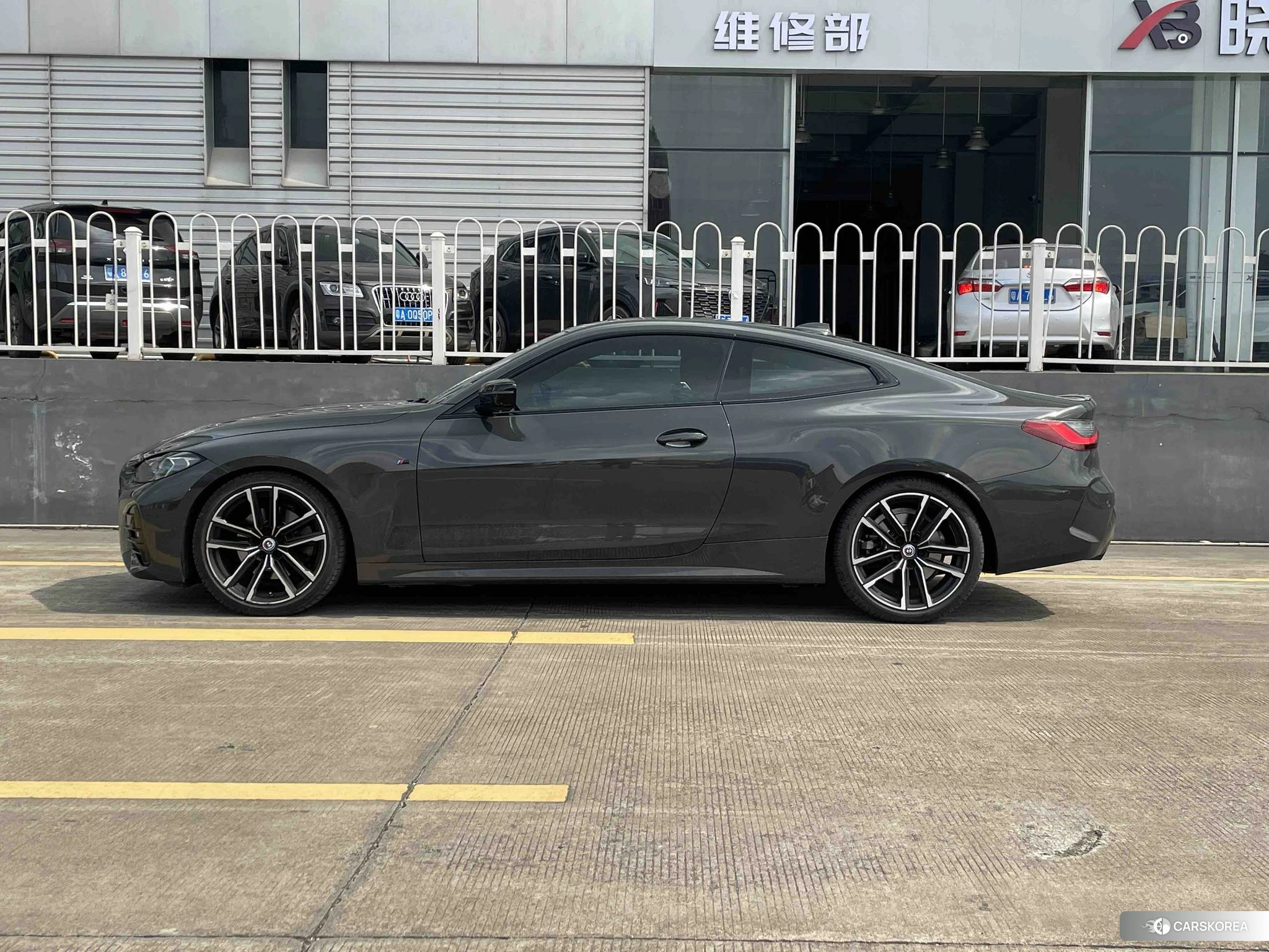 BMW 4 series 2022 Темно-серый из Китая