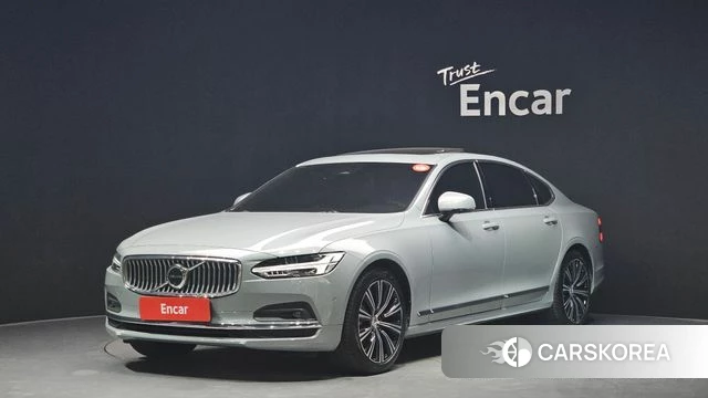 Volvo S90 2024 Серебристо-серый из Кореи