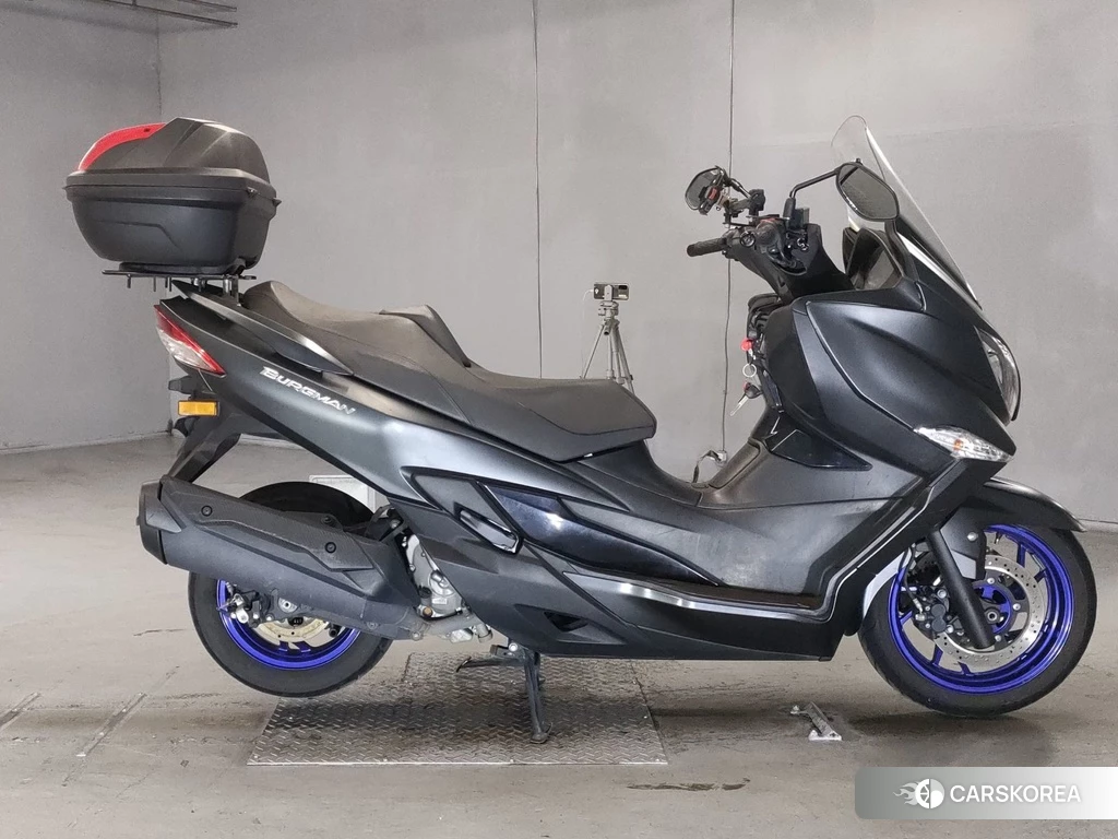 Проданный Suzuki BURGMAN 400 2020 из Японии, фото 2