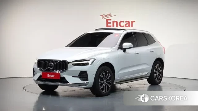 Volvo XC60 second Generation 2022 Белый из Кореи