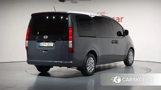 Hyundai Staria 2025 Серый из Кореи